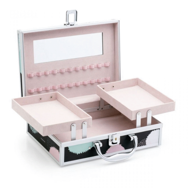 makeup boxes